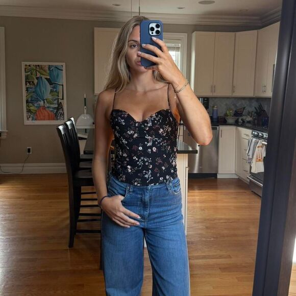 Reformation Tops - Reformation Women's Black and Blue Vest